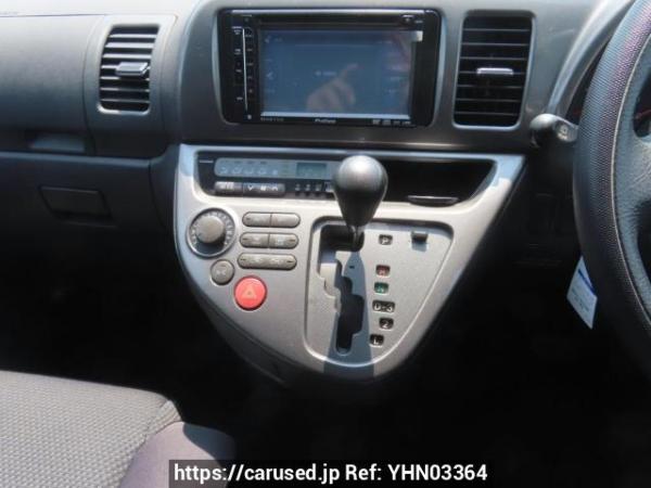 Used 2003 AT toyota wish ZNE10G Image[19]