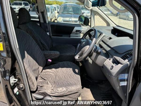 Used 2010 AT toyota voxy ZRR70W Image[9]