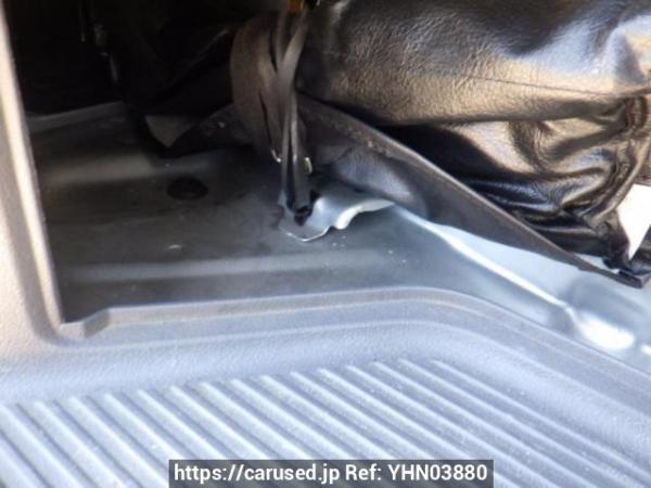 Used 2004 AT toyota hiace-van TRH112V Image[36]