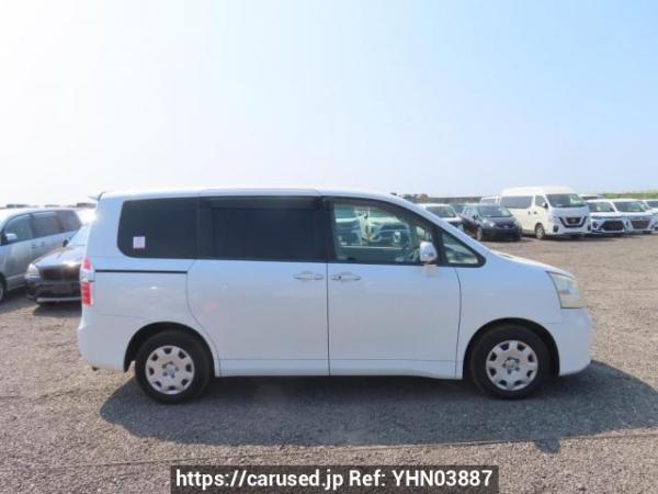 Used 2008 AT toyota noah ZRR70G Image[7]