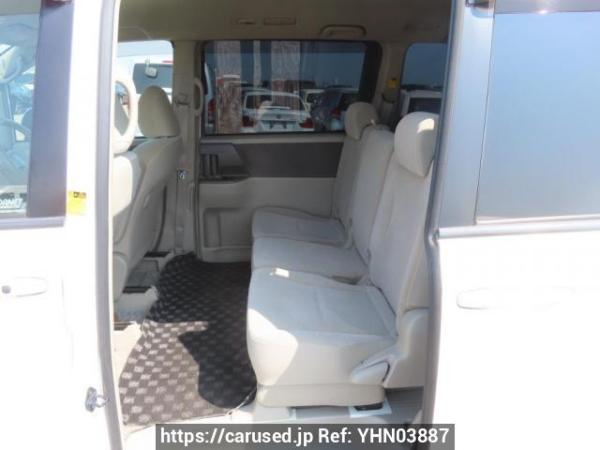 Used 2008 AT toyota noah ZRR70G Image[18]