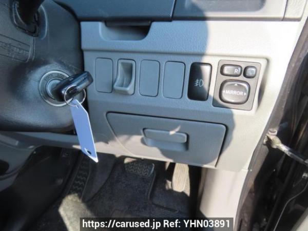 Used 2005 AT toyota noah AZR60G Image[32]