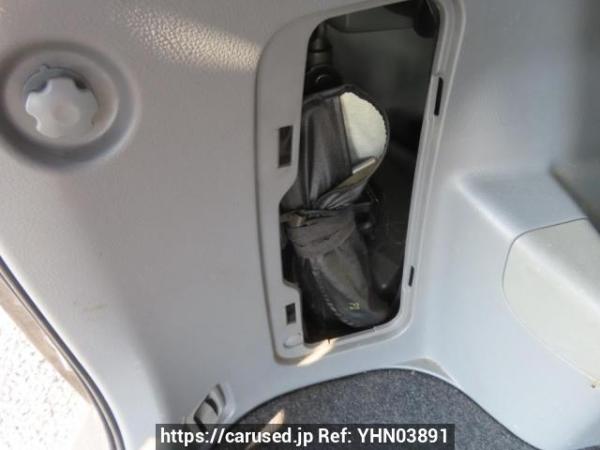 Used 2005 AT toyota noah AZR60G Image[49]