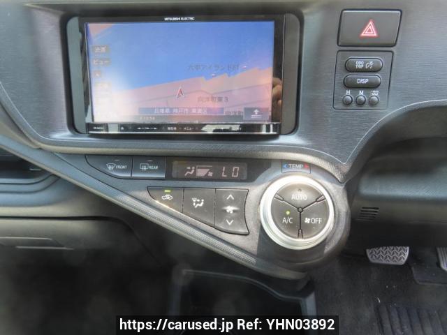Buy Used 2017 Toyota Aqua NHP10 (YHN03892) - Carused.jp