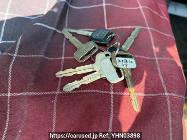 Used 2000 AT toyota regiusace-van RZH102V Image[17]
