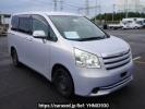 Toyota Noah ZRR75G