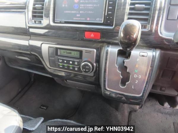 Used 2017 AT toyota regiusace-van KDH201V Image[26]