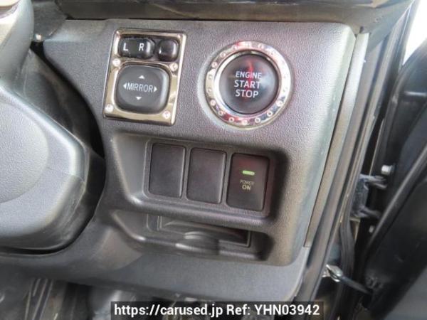 Used 2017 AT toyota regiusace-van KDH201V Image[30]