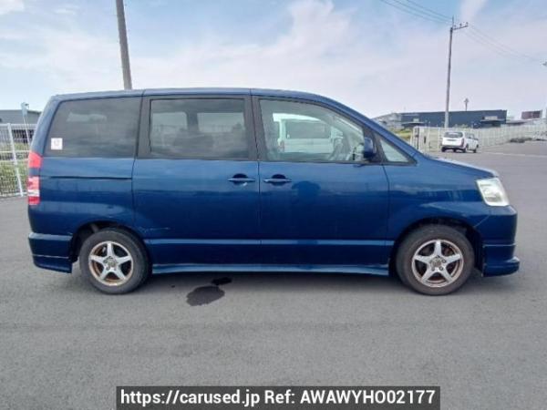 Used 2004 AT toyota noah AZR60G Image[7]