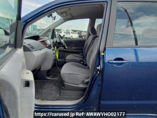 Used 2004 AT toyota noah AZR60G Image[13]