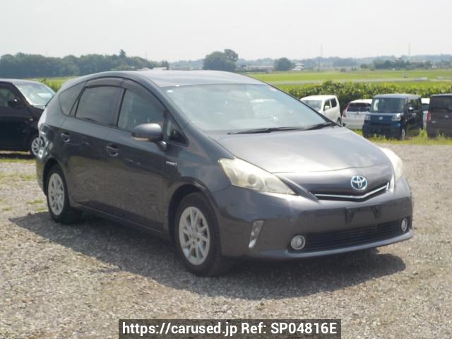 Buy Used 2013 Toyota Prius alpha ZVW41W (SP04816E) - Carused.jp