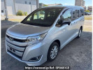 Toyota Noah ZRR85G