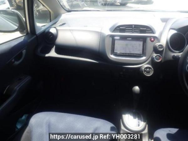 Used 2011 AT honda fit GE6 Image[16]
