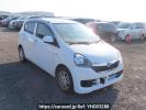 Daihatsu Mira e:S LA300S