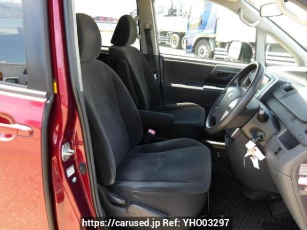 Used 2008 AT toyota voxy ZRR70G Image[13]