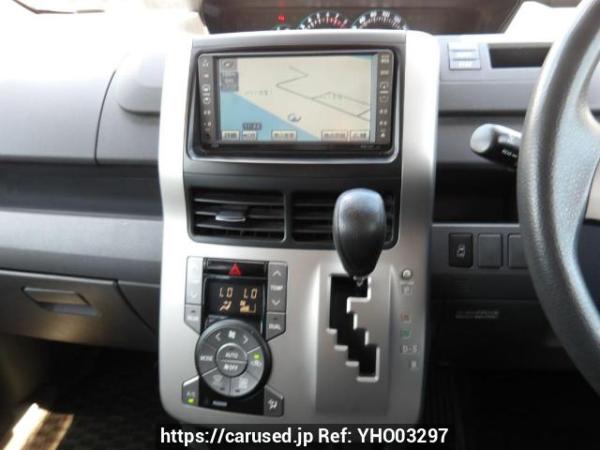 Used 2008 AT toyota voxy ZRR70G Image[20]