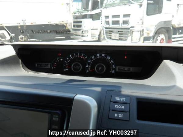 Used 2008 AT toyota voxy ZRR70G Image[25]