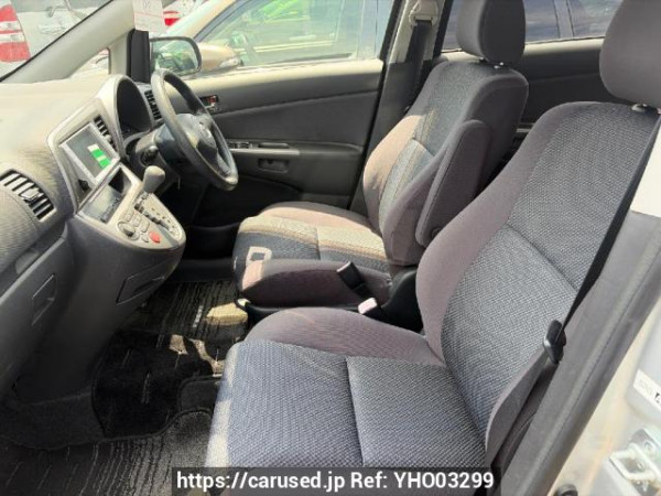 Used 2004 AT toyota wish ZNE10G Image[9]
