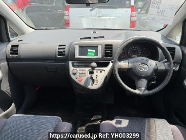 Used 2004 AT toyota wish ZNE10G Image[12]