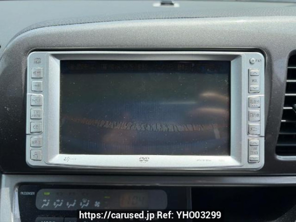 Used 2004 AT toyota wish ZNE10G Image[16]