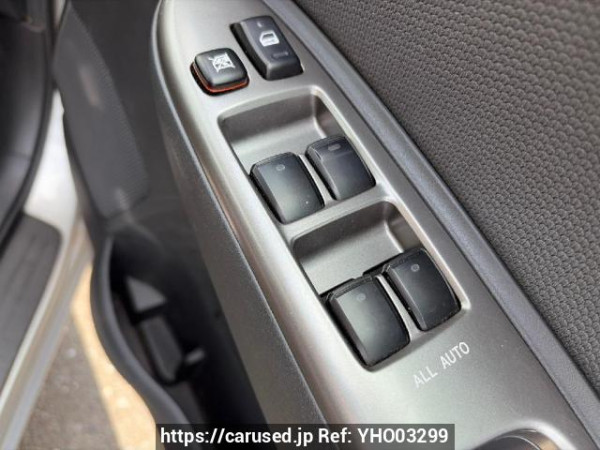 Used 2004 AT toyota wish ZNE10G Image[19]
