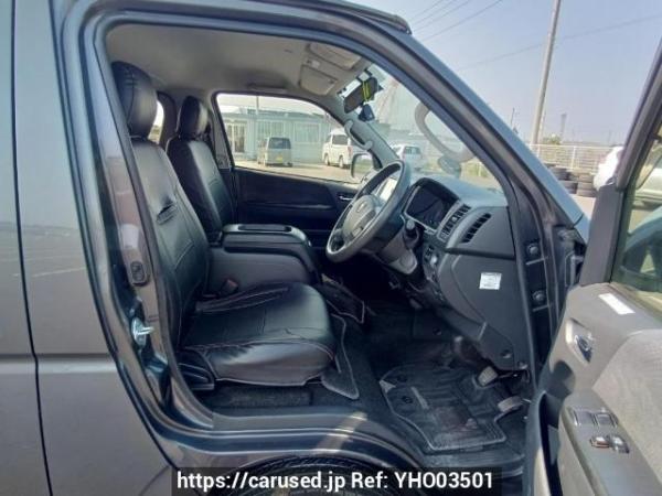 Used 2017 AT toyota regiusace-van KDH201V Image[12]