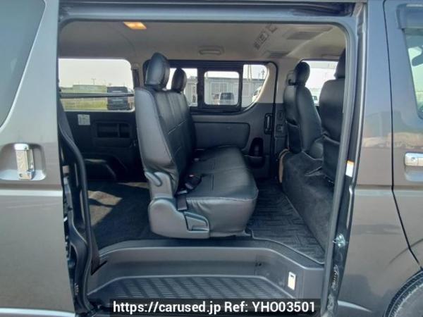 Used 2017 AT toyota regiusace-van KDH201V Image[14]