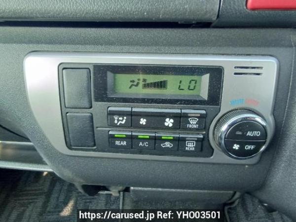 Used 2017 AT toyota regiusace-van KDH201V Image[21]