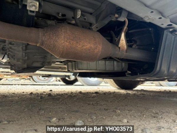 Used 2005 AT toyota regiusace-van KDH205V Image[17]