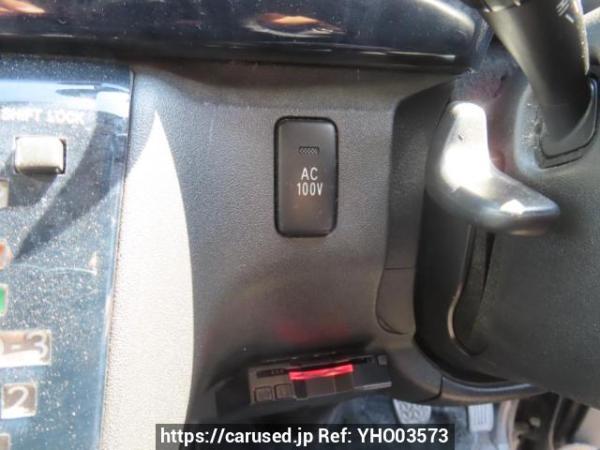 Used 2005 AT toyota regiusace-van KDH205V Image[29]