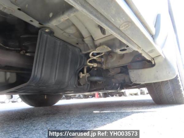 Used 2005 AT toyota regiusace-van KDH205V Image[42]