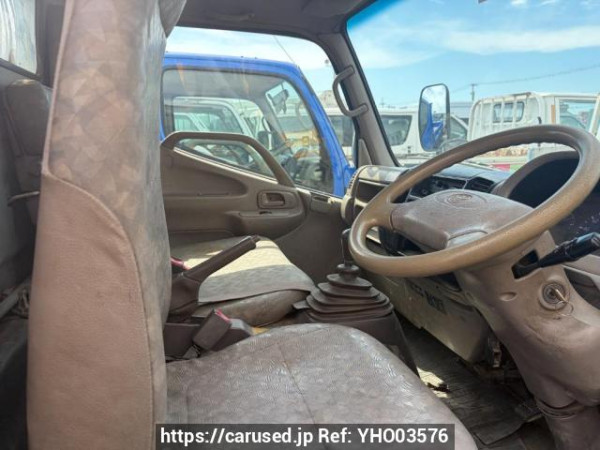 Used 2000 MT toyota toyoace-truck XZU321D Image[6]