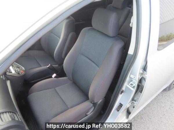 Used 2004 AT toyota wish ZNE10G Image[15]