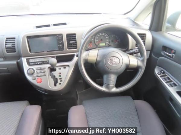 Used 2004 AT toyota wish ZNE10G Image[23]