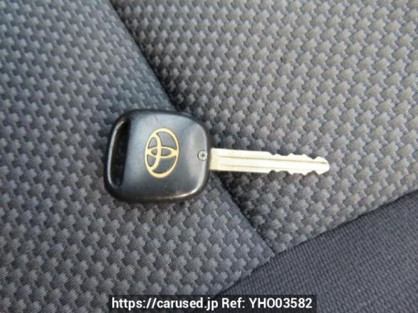 Used 2004 AT toyota wish ZNE10G Image[32]