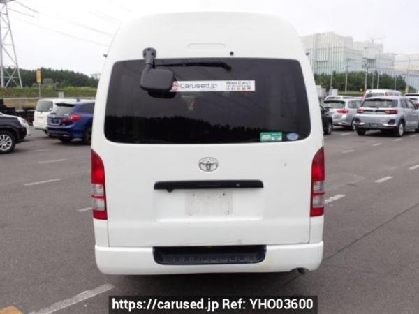 Used 2005 AT toyota regiusace-van TRH200K Image[5]