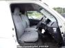 Used 2005 AT toyota regiusace-van TRH200K Image[12]
