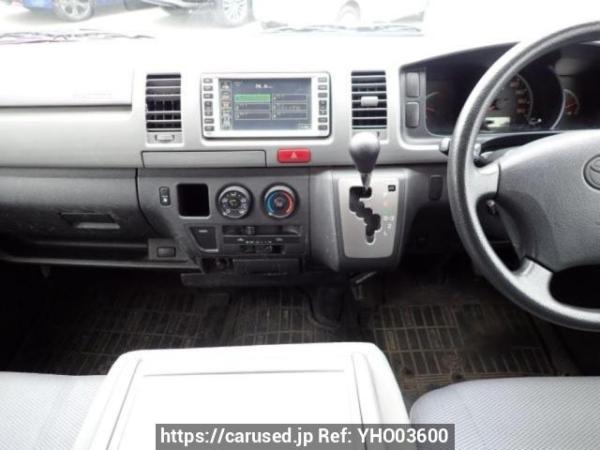 Used 2005 AT toyota regiusace-van TRH200K Image[19]