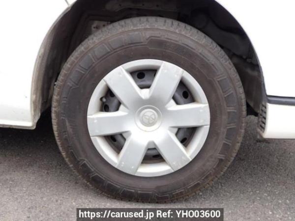Used 2005 AT toyota regiusace-van TRH200K Image[29]