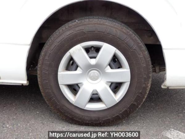 Used 2005 AT toyota regiusace-van TRH200K Image[32]