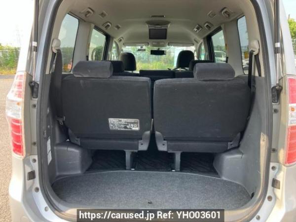 Used 2009 AT toyota noah ZRR70G Image[6]