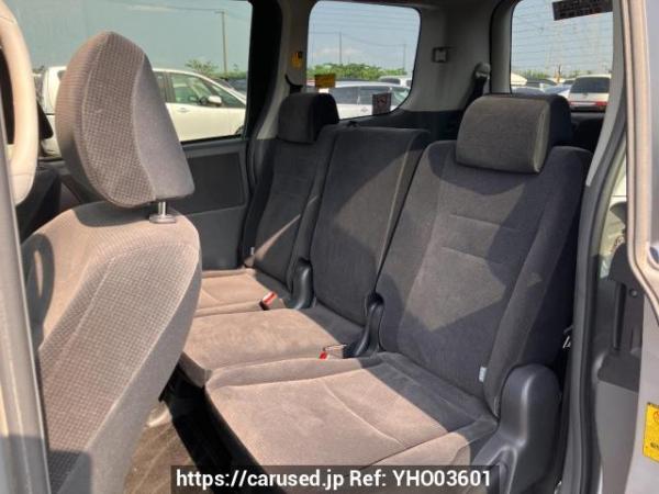 Used 2009 AT toyota noah ZRR70G Image[12]