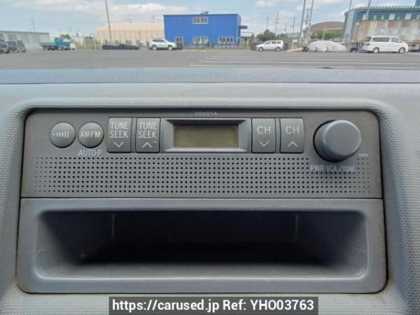 Used 2006 MT toyota hiace-van KDH200V Image[19]