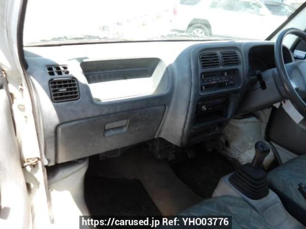 Used 2000 MT suzuki carry-truck DB52T Image[16]