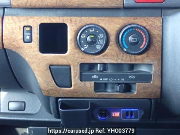 Used 2006 AT toyota hiace-van KDH200V Image[20]