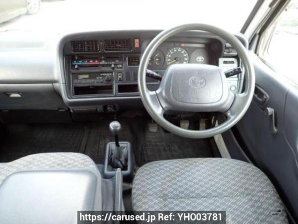 Used 2004 MT toyota hiace-van TRH112V Image[18]