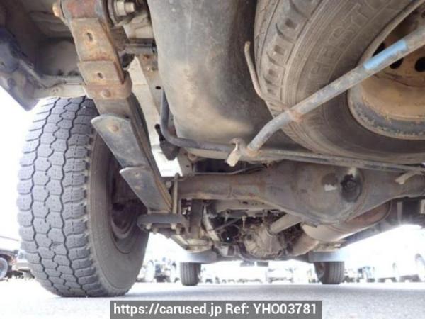 Used 2004 MT toyota hiace-van TRH112V Image[30]