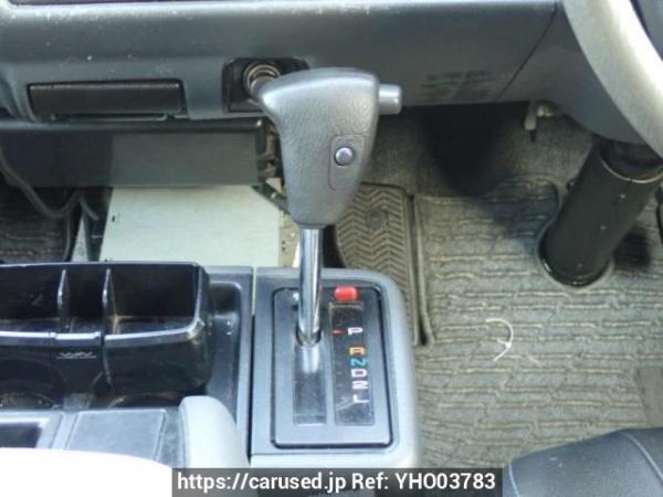 Used 2003 AT toyota hiace-van TRH112V Image[22]