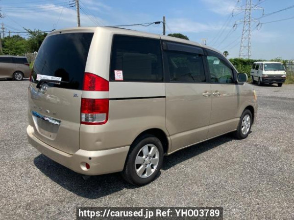 Used 2005 AT toyota noah AZR60G Image[5]