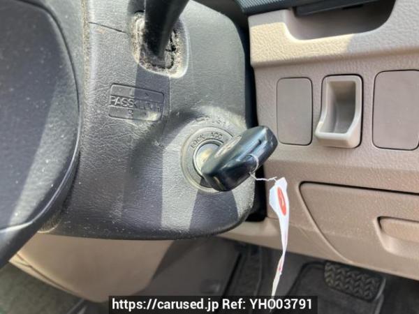 Used 2005 AT toyota noah AZR60G Image[16]